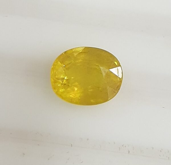 Yellow Sapphire (Pukhraj)